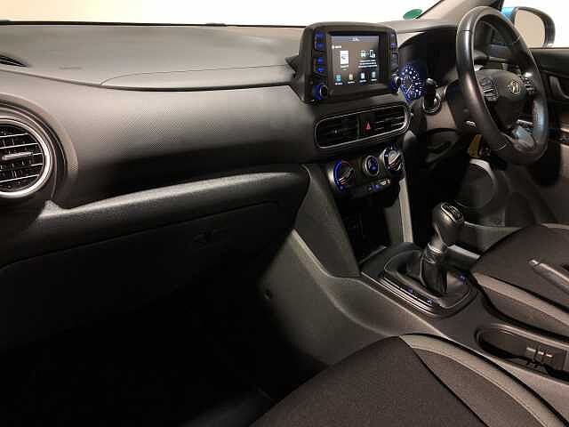 Hyundai KONA Play T-Gdi Blue
