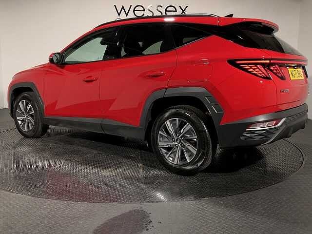 Hyundai TUCSON Se Connect T-Gdi H Red