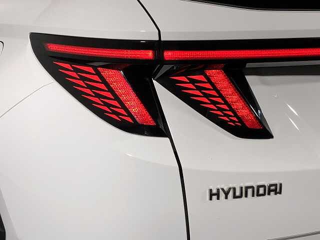 Hyundai TUCSON Ultimate T-Gdi Hev White