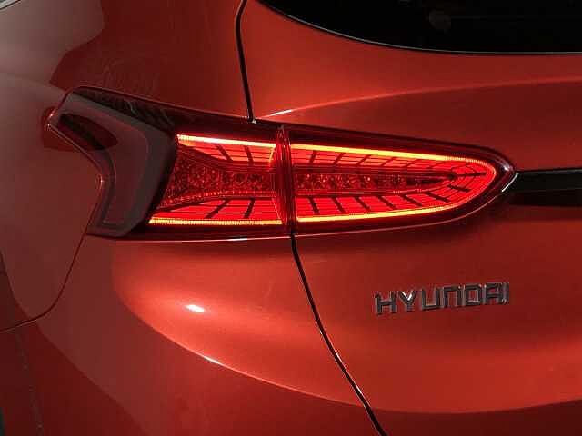 Hyundai Santa Fe 2.2 CRDi Premium SE 5dr 4WD Auto