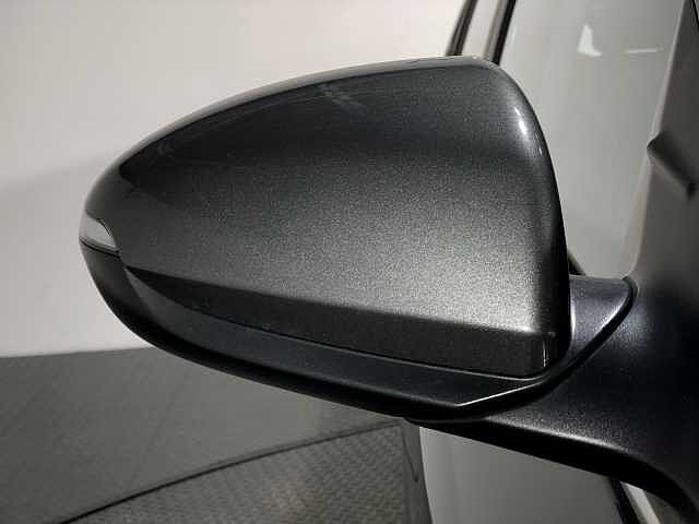 Hyundai Ioniq 1.6 GDi Hybrid Premium 5dr DCT