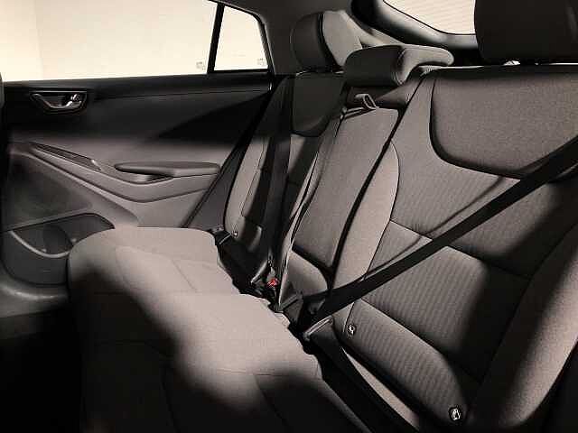 Hyundai Ioniq 1.6 GDi Hybrid Premium 5dr DCT