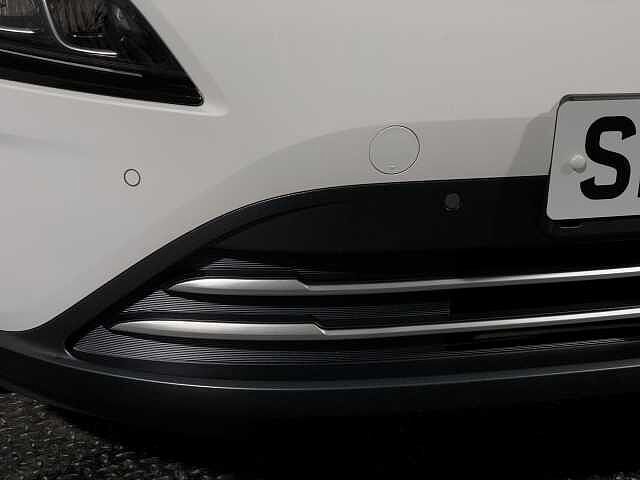 Hyundai KONA 150kW Ultimate 64kWh 5dr Auto White