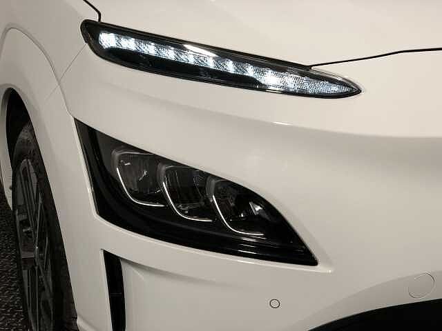 Hyundai KONA 150kW Ultimate 64kWh 5dr Auto White