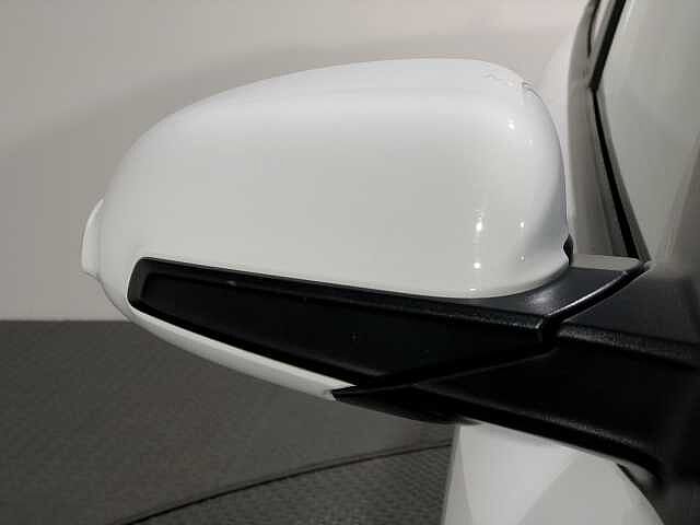 Hyundai KONA 150kW Ultimate 64kWh 5dr Auto White