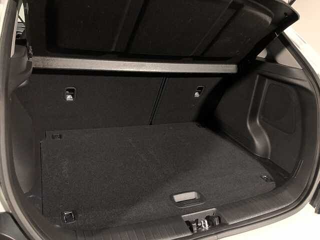 Hyundai KONA 150kW Ultimate 64kWh 5dr Auto White