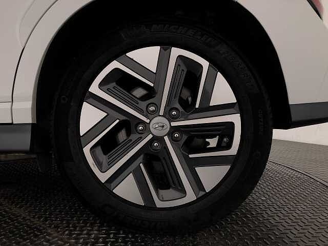 Hyundai KONA 150kW Ultimate 64kWh 5dr Auto White