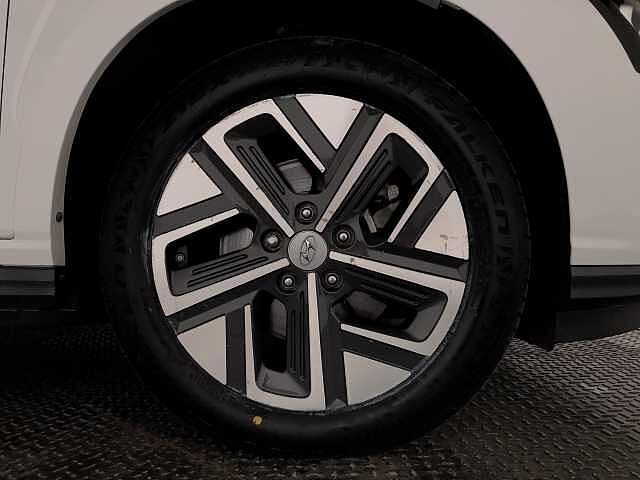 Hyundai KONA 150kW Ultimate 64kWh 5dr Auto White