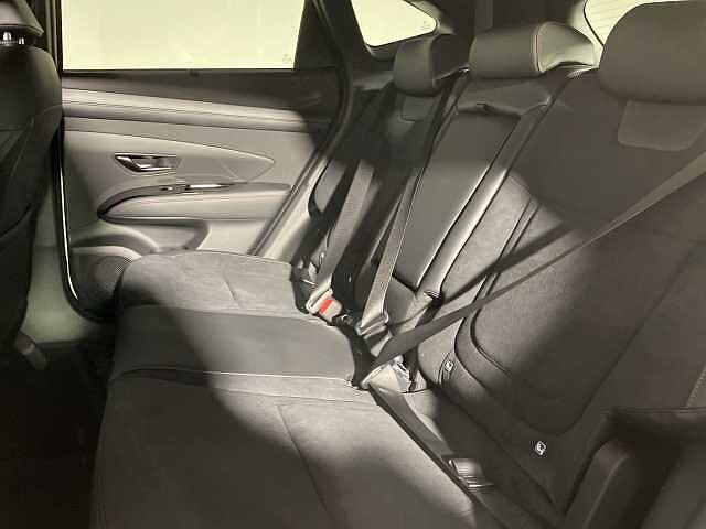 Hyundai TUCSON 1.6T Hybrid N Line 5dr Auto White