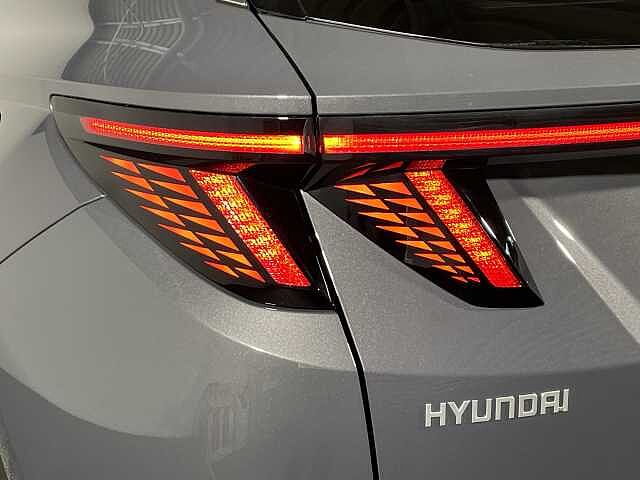 Hyundai TUCSON 1.6T Hybrid Advance 5dr Auto Grey
