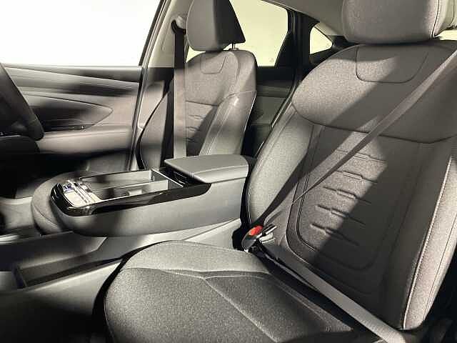 Hyundai TUCSON 1.6T Hybrid Advance 5dr Auto Grey
