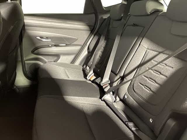 Hyundai TUCSON 1.6T Hybrid Advance 5dr Auto Grey