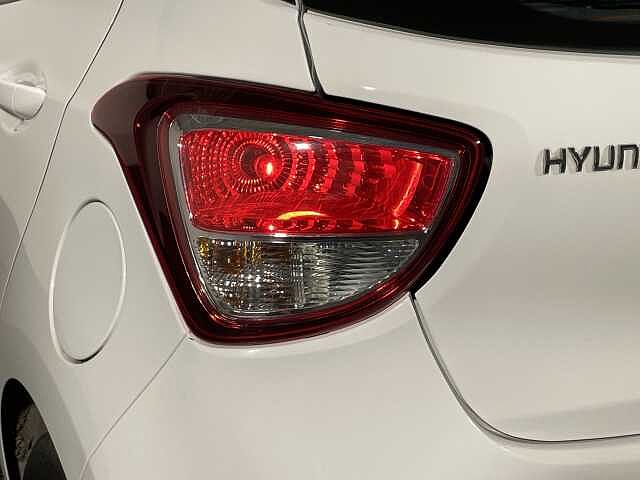 Hyundai i10 1.0 SE 5dr