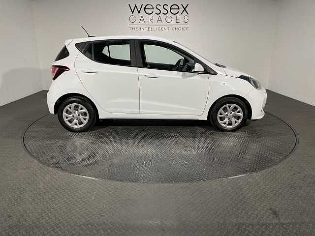 Hyundai i10 1.0 SE 5dr