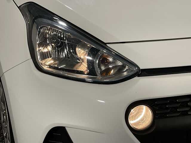 Hyundai i10 1.0 SE 5dr
