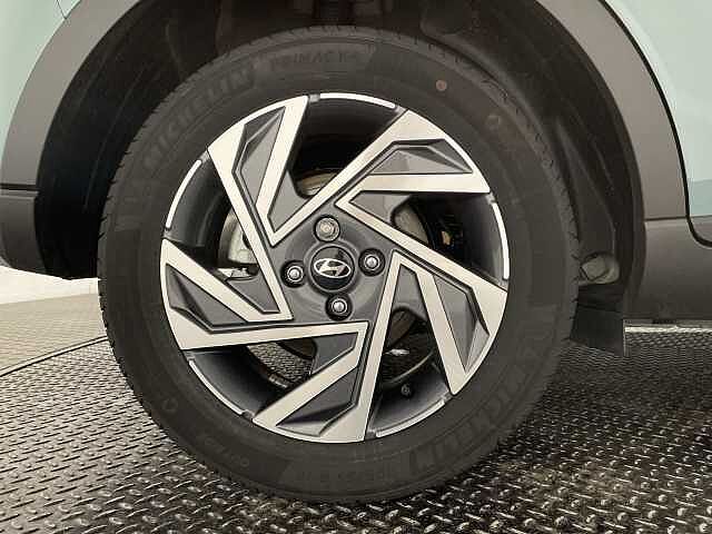 Hyundai BAYON 1.0 TGDi Advance 5dr Green