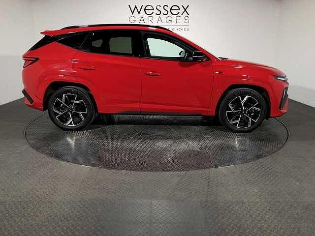 Hyundai TUCSON 1.6T Hybrid N Line S 5dr Auto Red