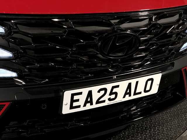 Hyundai TUCSON 1.6T Hybrid N Line S 5dr Auto Red