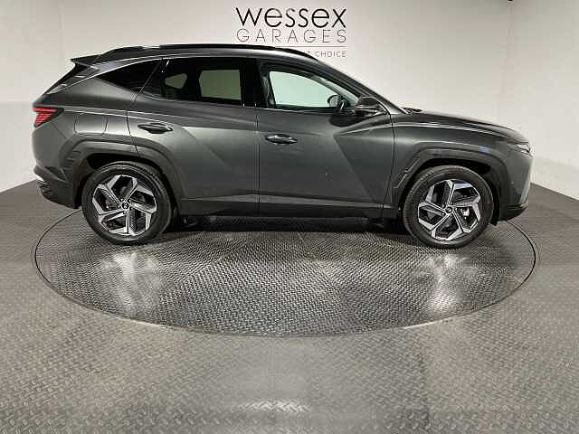 Hyundai TUCSON 1.6 TGDi Plug-in Hybrid Ultimate 5dr 4WD Auto Grey