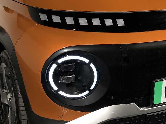 Hyundai INSTER 85kW 02 49kWh 5dr Auto Orange