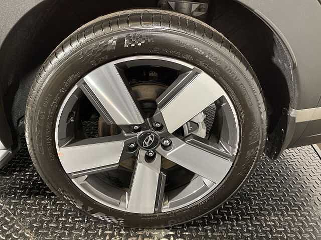 Hyundai SANTA FE 1.6 TGDi Plug-in Hybrid Ultimate 5dr 4WD Auto Green