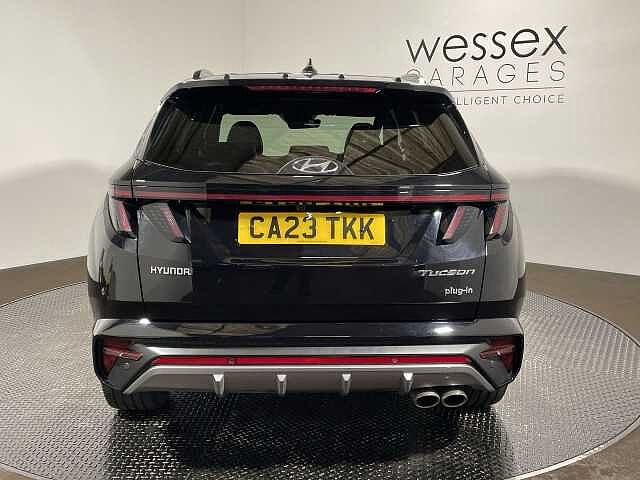 Hyundai TUCSON 1.6 TGDi Plug-in Hybrid N Line 5dr 4WD Auto Black