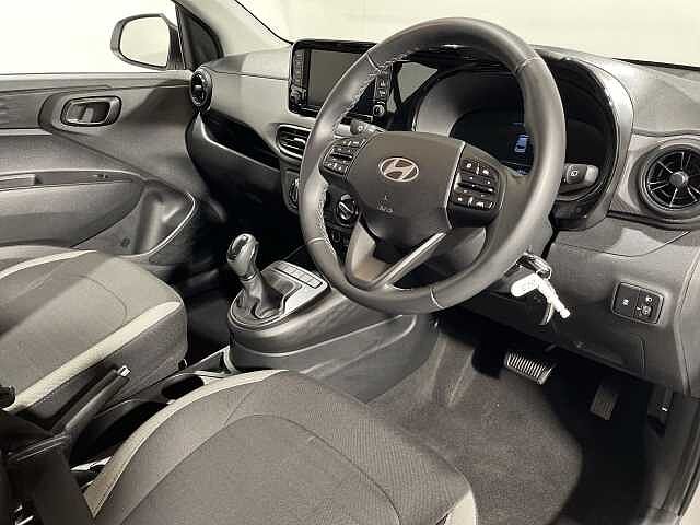 Hyundai I10 Advance Auto White