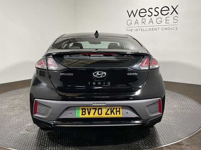 Hyundai IONIQ 100kW Premium 38kWh 5dr Auto