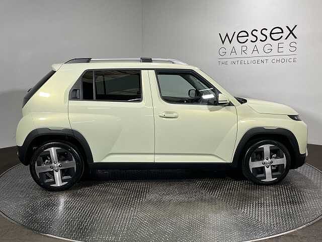 Hyundai INSTER 85kW 02 49kWh 5dr Auto Beige