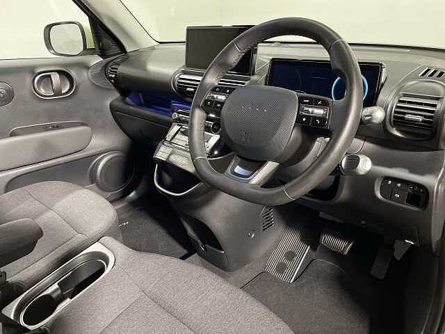 Hyundai INSTER 85kW 02 49kWh 5dr Auto Beige