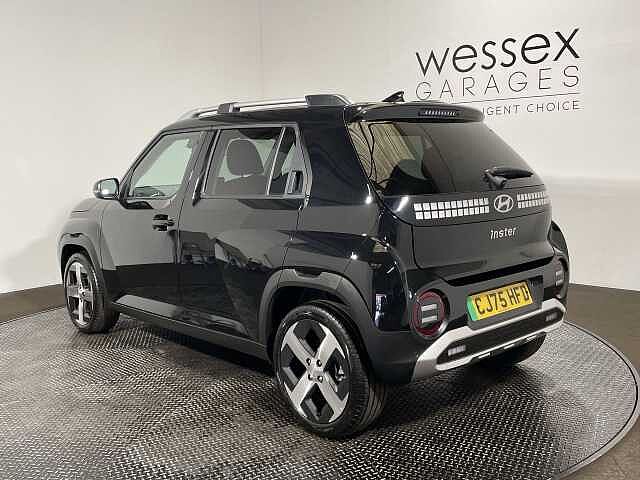 Hyundai INSTER 85kW 02 49kWh 5dr Auto Black