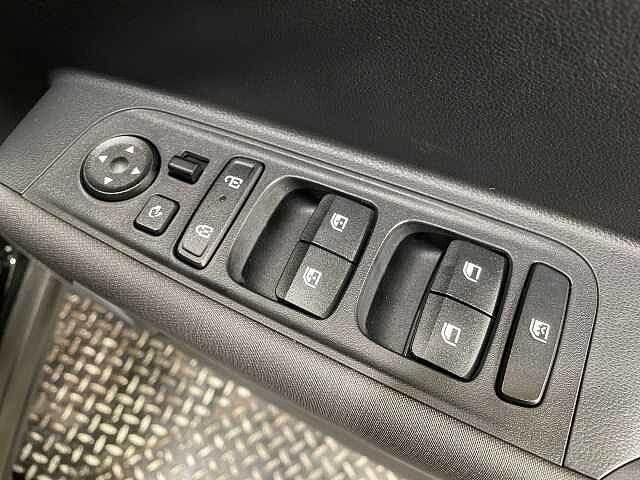 Hyundai INSTER 85kW 02 49kWh 5dr Auto Black