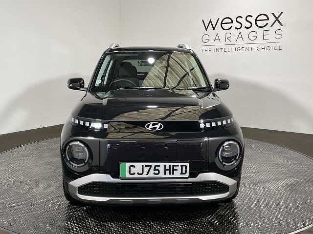 Hyundai INSTER 85kW 02 49kWh 5dr Auto Black