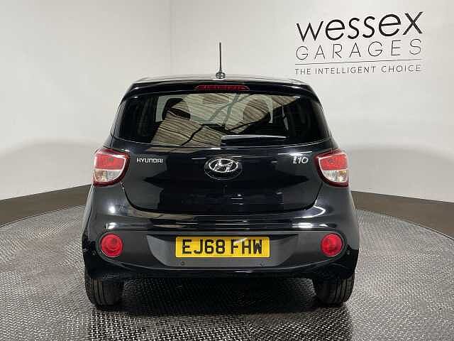 Hyundai i10 1.0 Premium 5dr