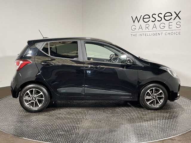 Hyundai i10 1.0 Premium 5dr