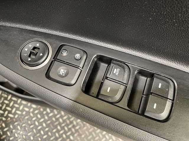Hyundai i10 1.0 Premium 5dr