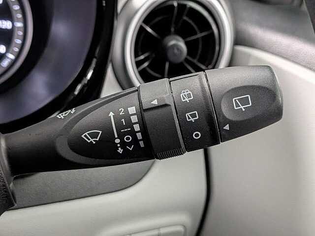 Hyundai I10 1.0 Premium Euro 6 (s/s) 5dr Blue