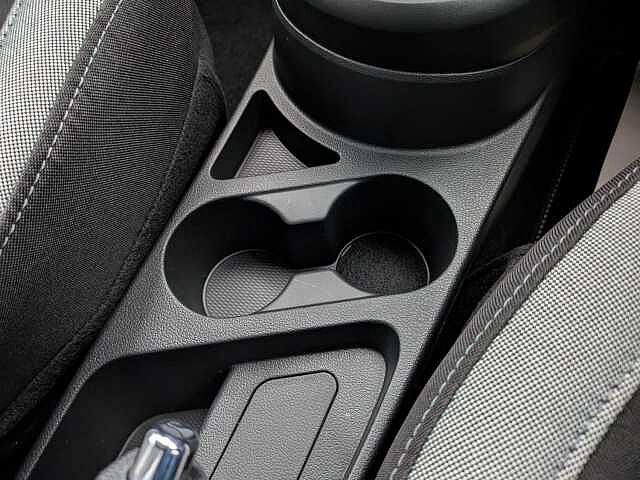 Hyundai I10 1.0 Advance Euro 6 (s/s) 5dr Atlas White