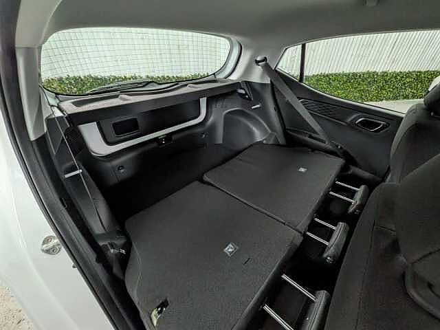 Hyundai I10 1.0 Advance Euro 6 (s/s) 5dr Atlas White