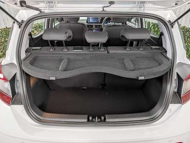 Hyundai I10 1.0 Advance Euro 6 (s/s) 5dr Atlas White