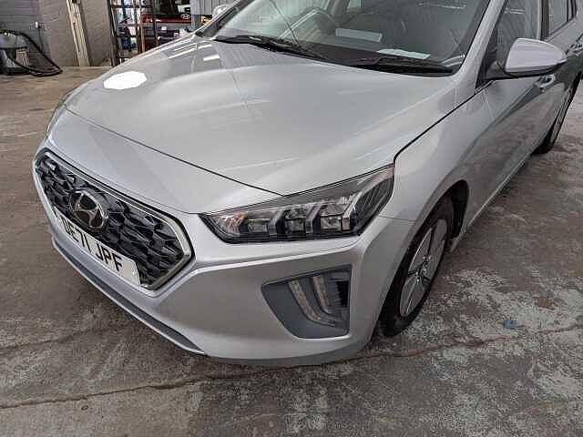 Hyundai IONIQ 1.6 h-GDi Premium DCT Euro 6 (s/s) 5dr