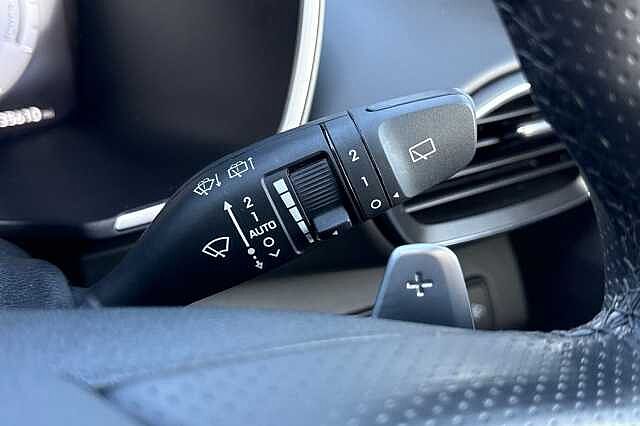 Hyundai SANTA FE 1.6 TGDi Hybrid Ultimate 5dr 4WD Auto Black