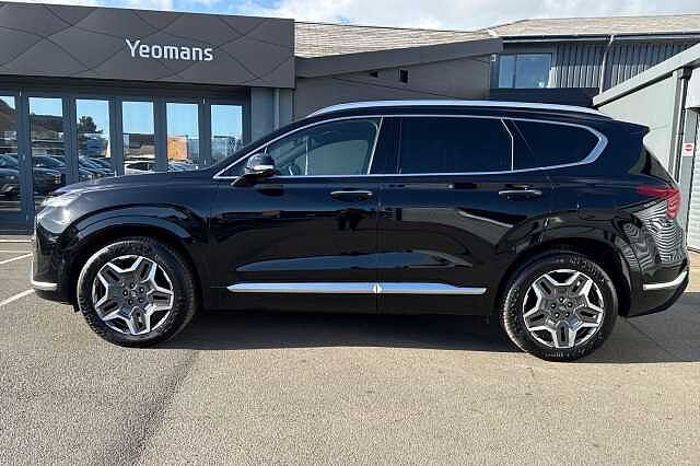Hyundai SANTA FE 1.6 TGDi Hybrid Ultimate 5dr 4WD Auto Black