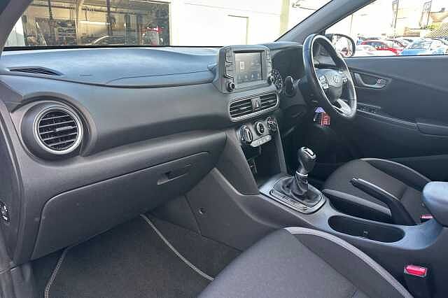 Hyundai KONA 1.0T GDi Blue Drive SE 5dr