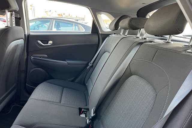 Hyundai KONA 1.6 GDi Hybrid SE Connect 5dr DCT Grey