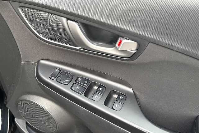 Hyundai KONA 1.0T GDi Blue Drive Premium 5dr Black