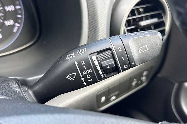 Hyundai KONA 1.0T GDi Blue Drive Premium 5dr Black