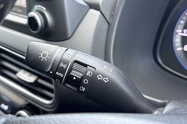 Hyundai KONA 1.0T GDi Blue Drive Premium 5dr Black