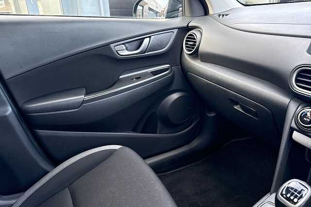 Hyundai KONA 1.0T GDi Blue Drive Premium 5dr Black