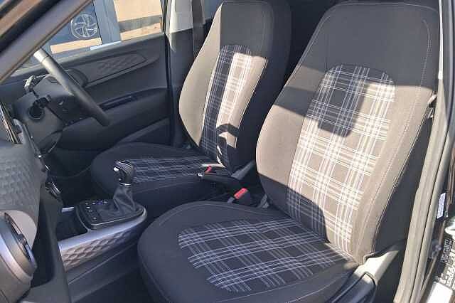 Hyundai I10 1.0 [63] Premium 5dr Auto [Nav] Black